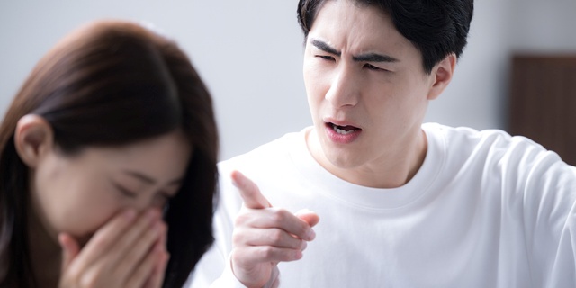 「おかしいのは私？」それ、ガスライティングの仕業です
