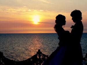 「愛があれば年の差なんて」は本当か?年の差婚の離婚原因とは。