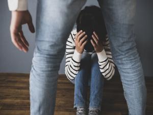モラハラ夫・妻と証拠がない状態でも離婚できる? 有利な状況で離婚する手順
