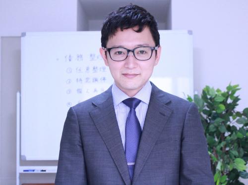エースパートナー法律事務所_先生