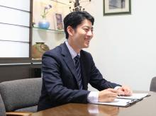 山村忠夫法律事務所_有村先生